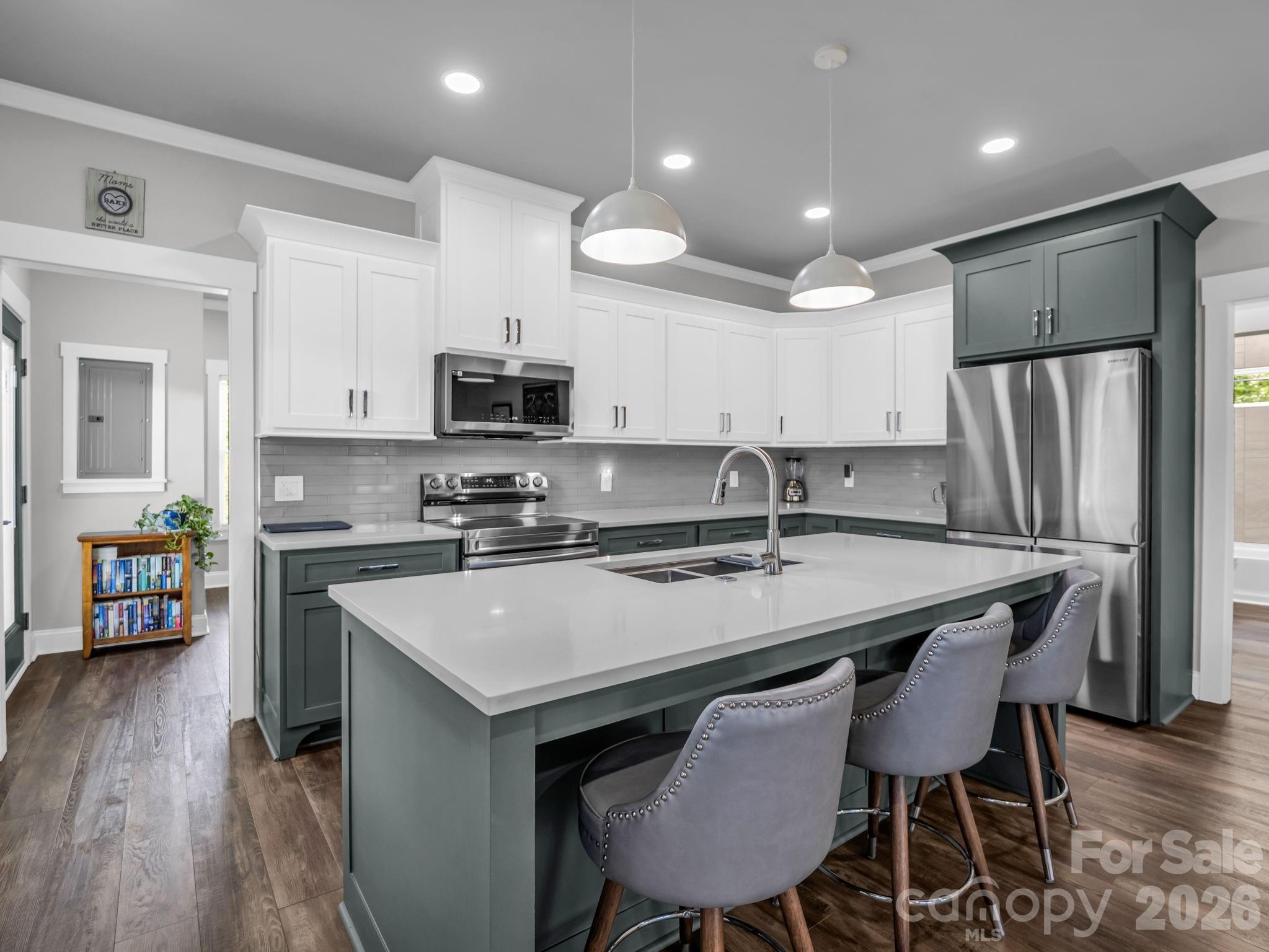 278 Right Prong Road — Ellenboro