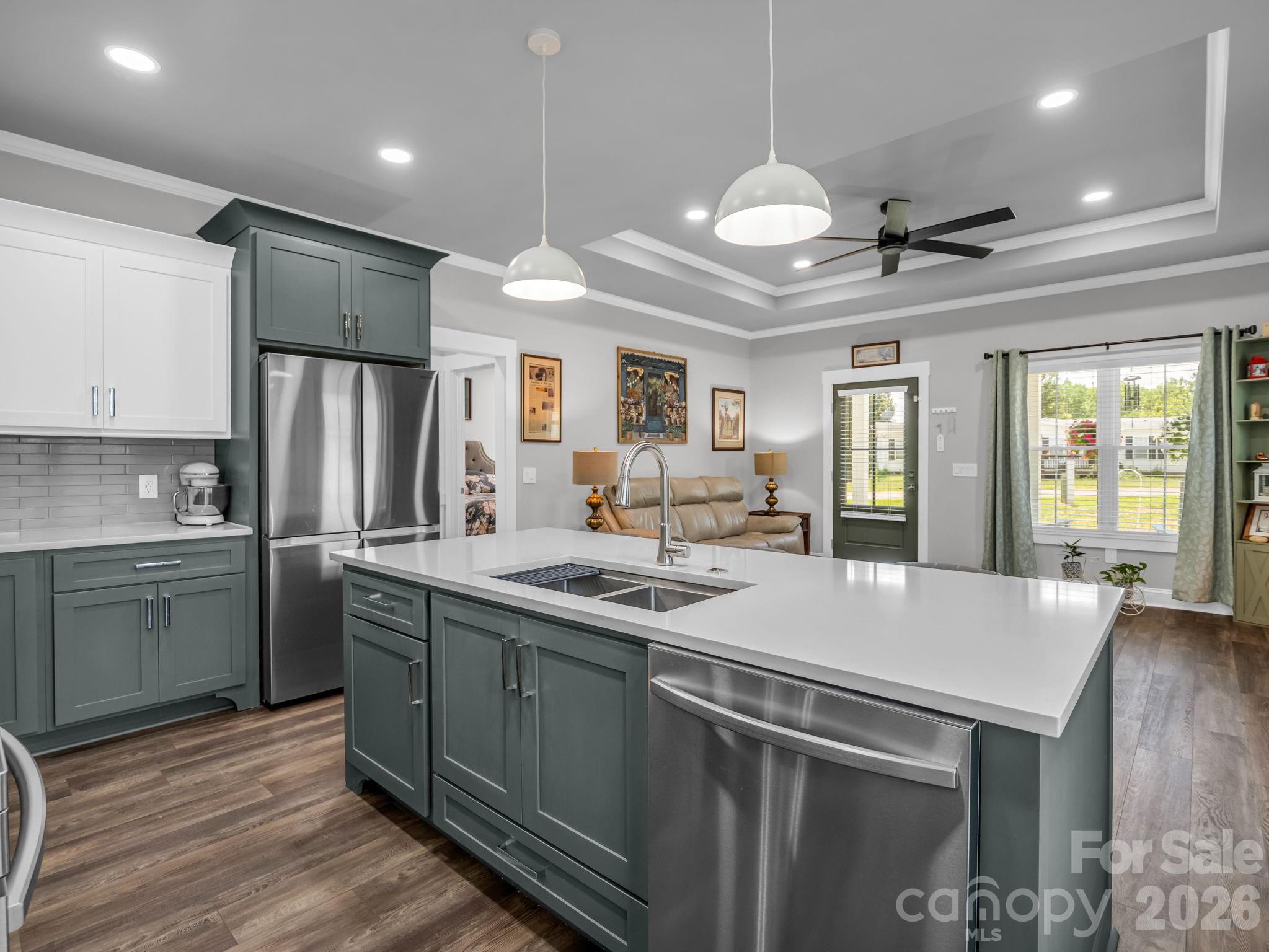 278 Right Prong Road — Ellenboro