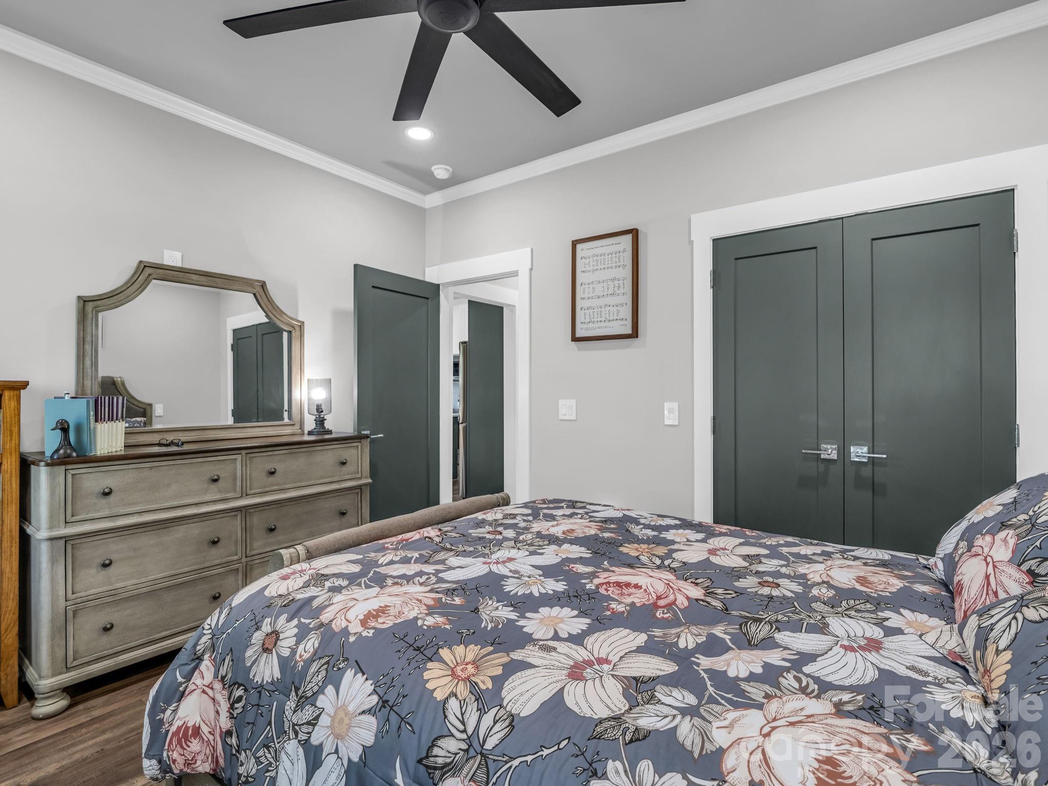 278 Right Prong Road — Ellenboro