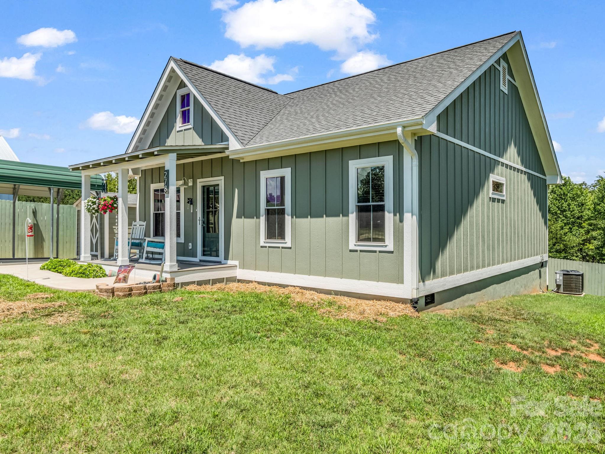 278 Right Prong Road — Ellenboro