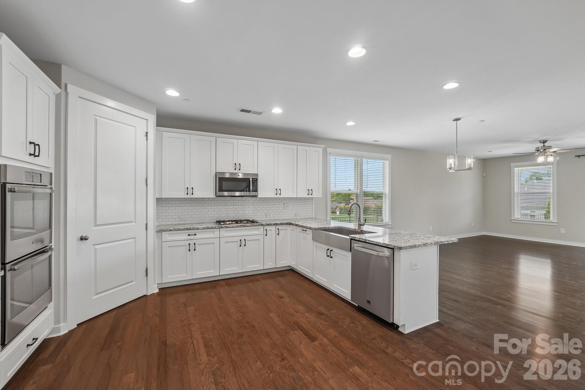 977 Bellegray Lane NW — Concord