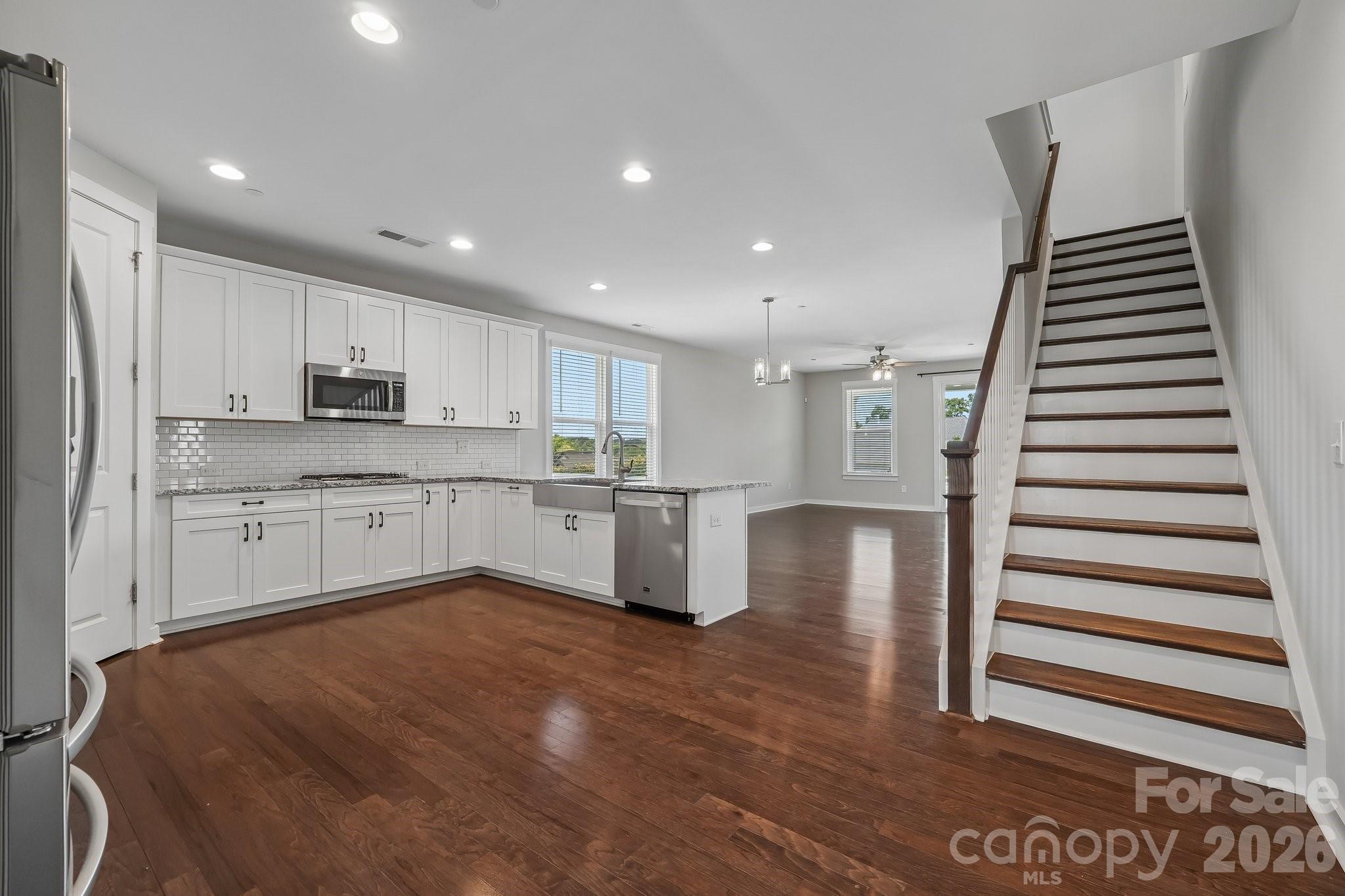 977 Bellegray Lane NW — Concord