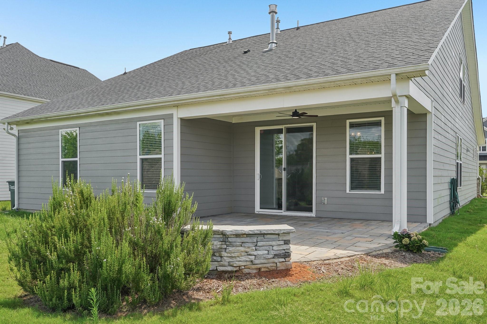 977 Bellegray Lane NW — Concord