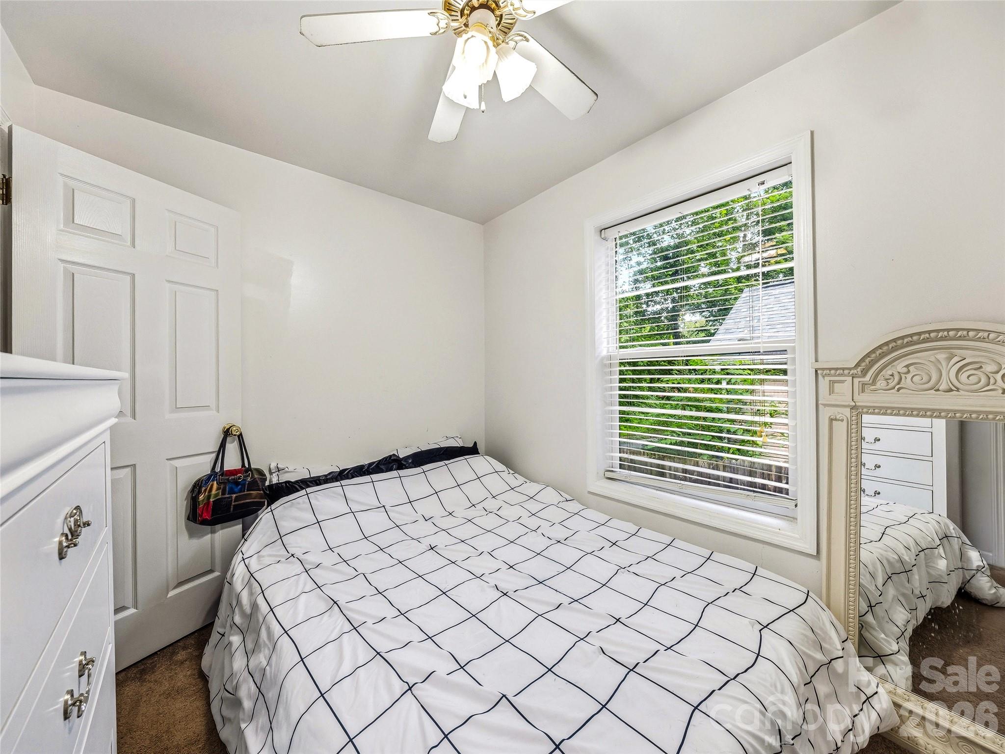 214 Short Michigan Avenue — Asheville