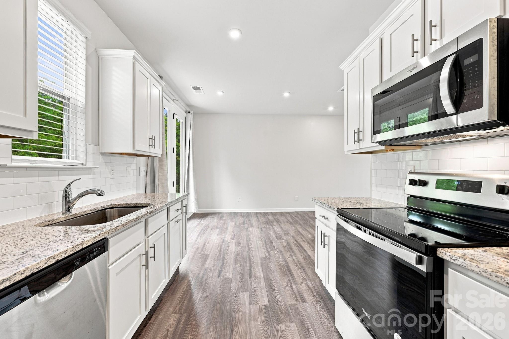 4816 Raspberry Knoll Drive — Charlotte