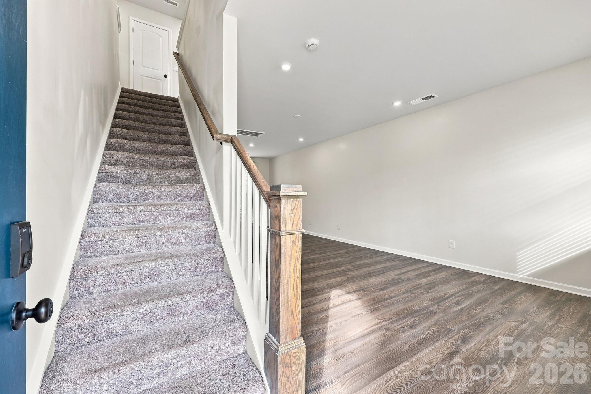 4816 Raspberry Knoll Drive — Charlotte