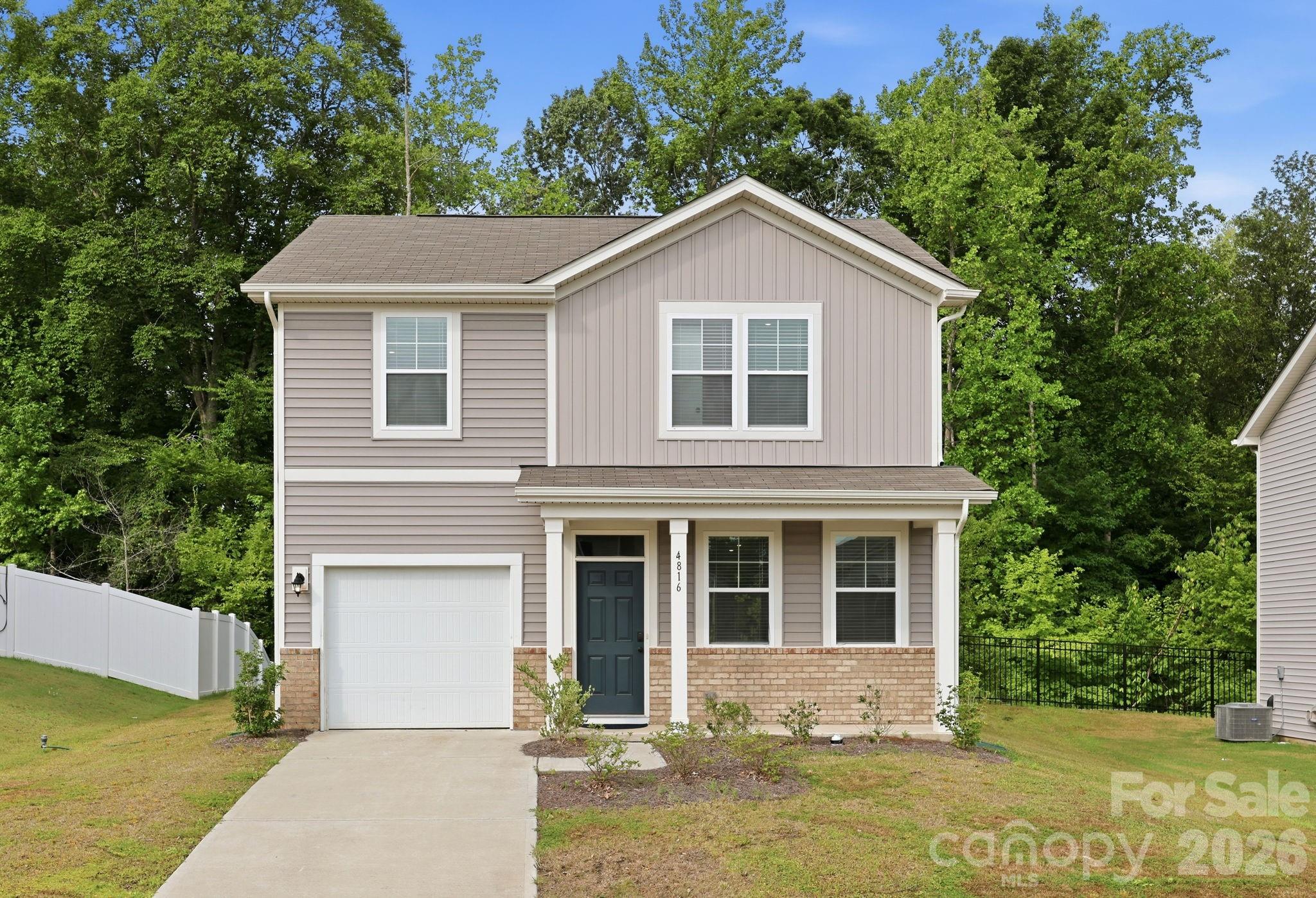 4816 Raspberry Knoll Drive — Charlotte