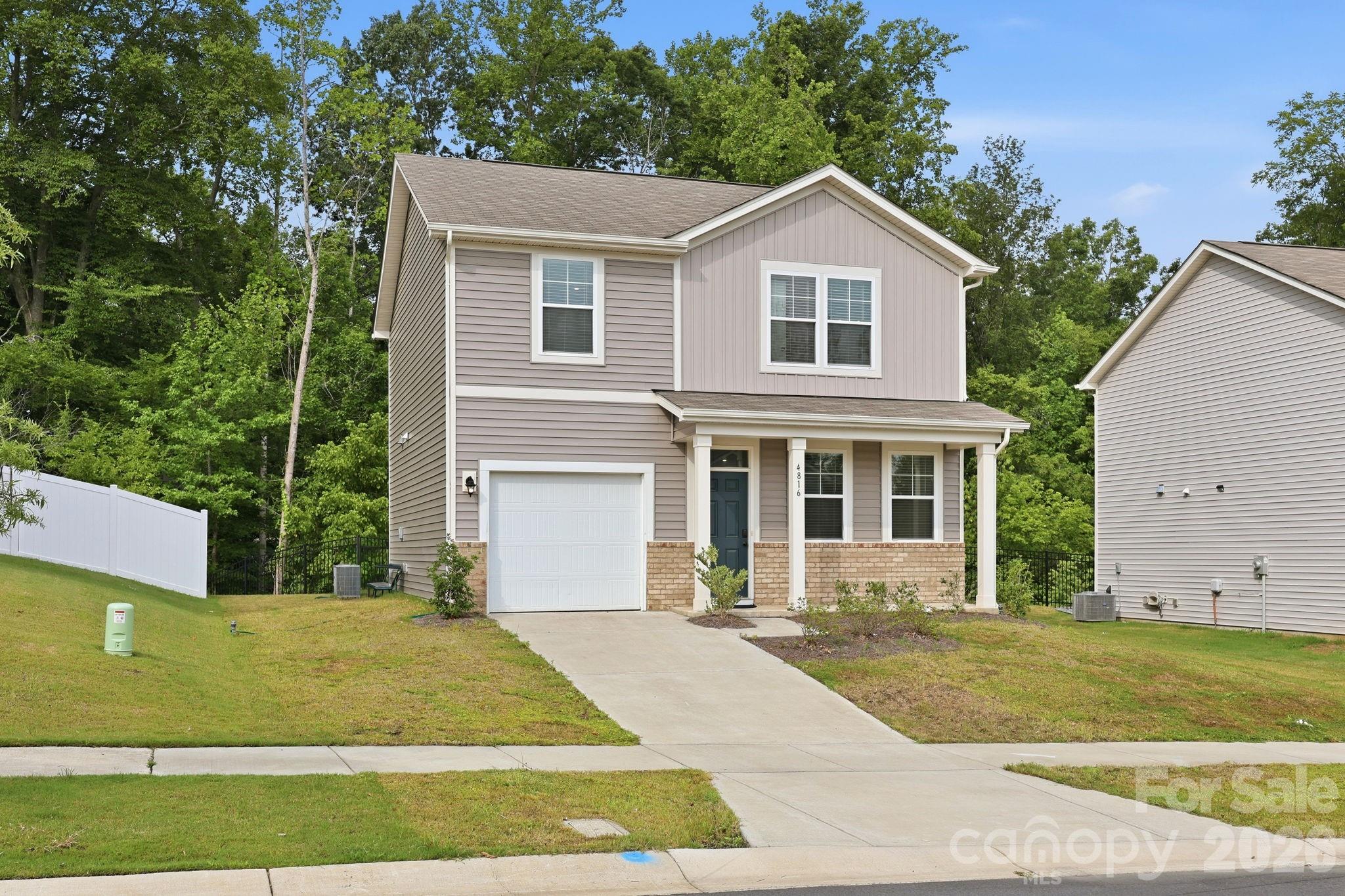 4816 Raspberry Knoll Drive — Charlotte