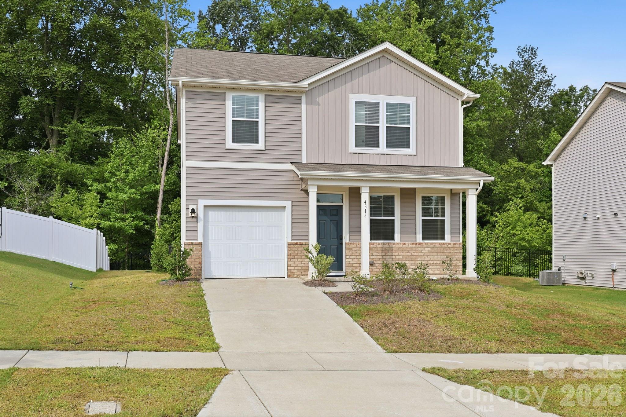 4816 Raspberry Knoll Drive — Charlotte