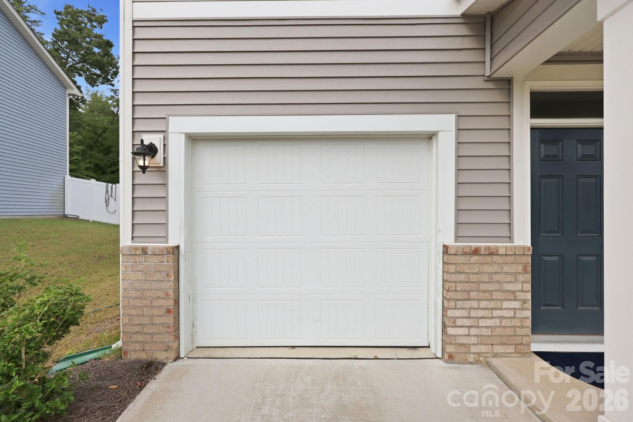 4816 Raspberry Knoll Drive — Charlotte