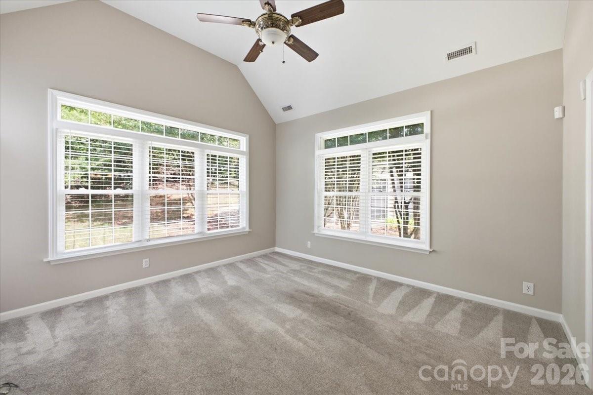 5909 Fitzwilliams Lane — Charlotte