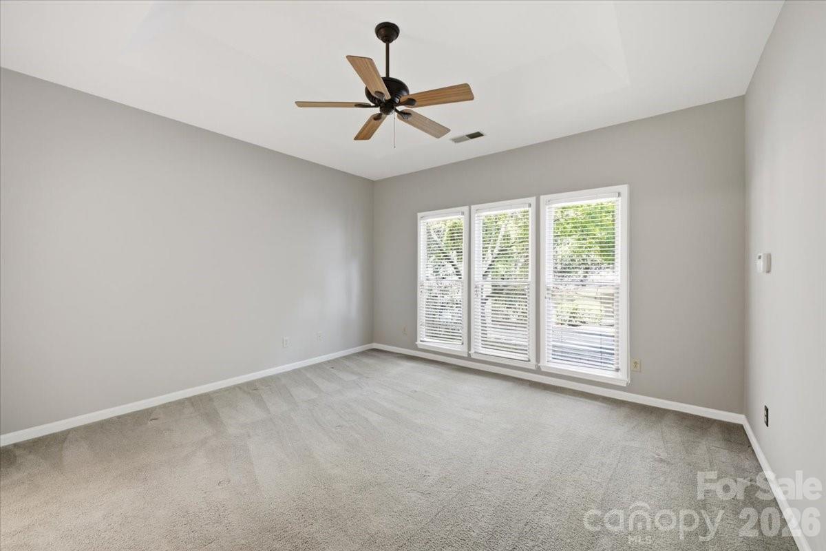 5909 Fitzwilliams Lane — Charlotte