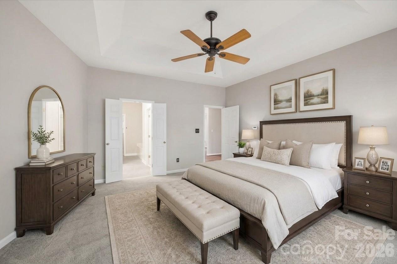 5909 Fitzwilliams Lane — Charlotte