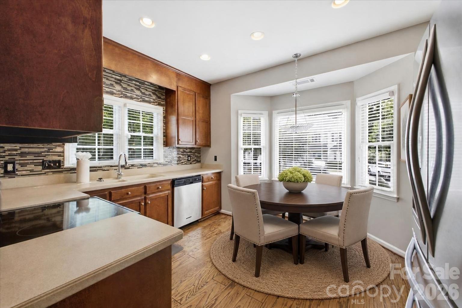 5909 Fitzwilliams Lane — Charlotte
