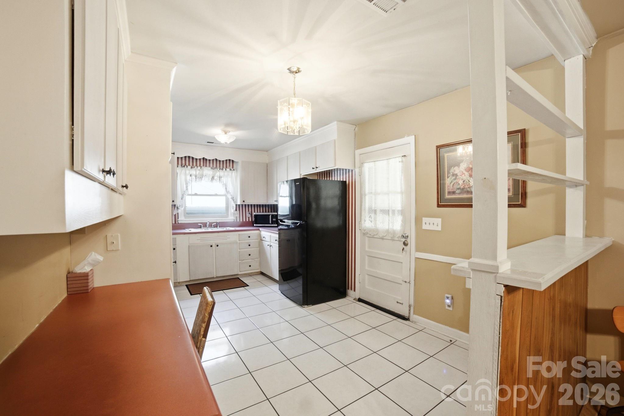 708 Aintree Road — Charlotte