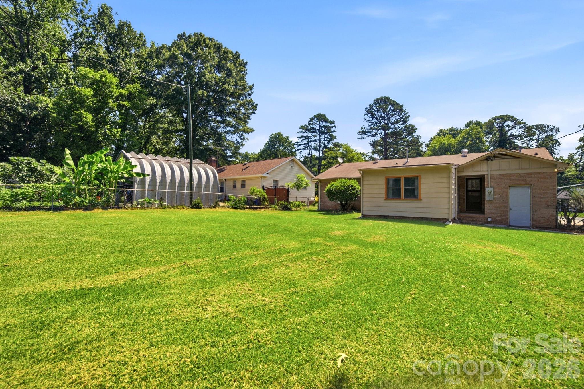 708 Aintree Road — Charlotte