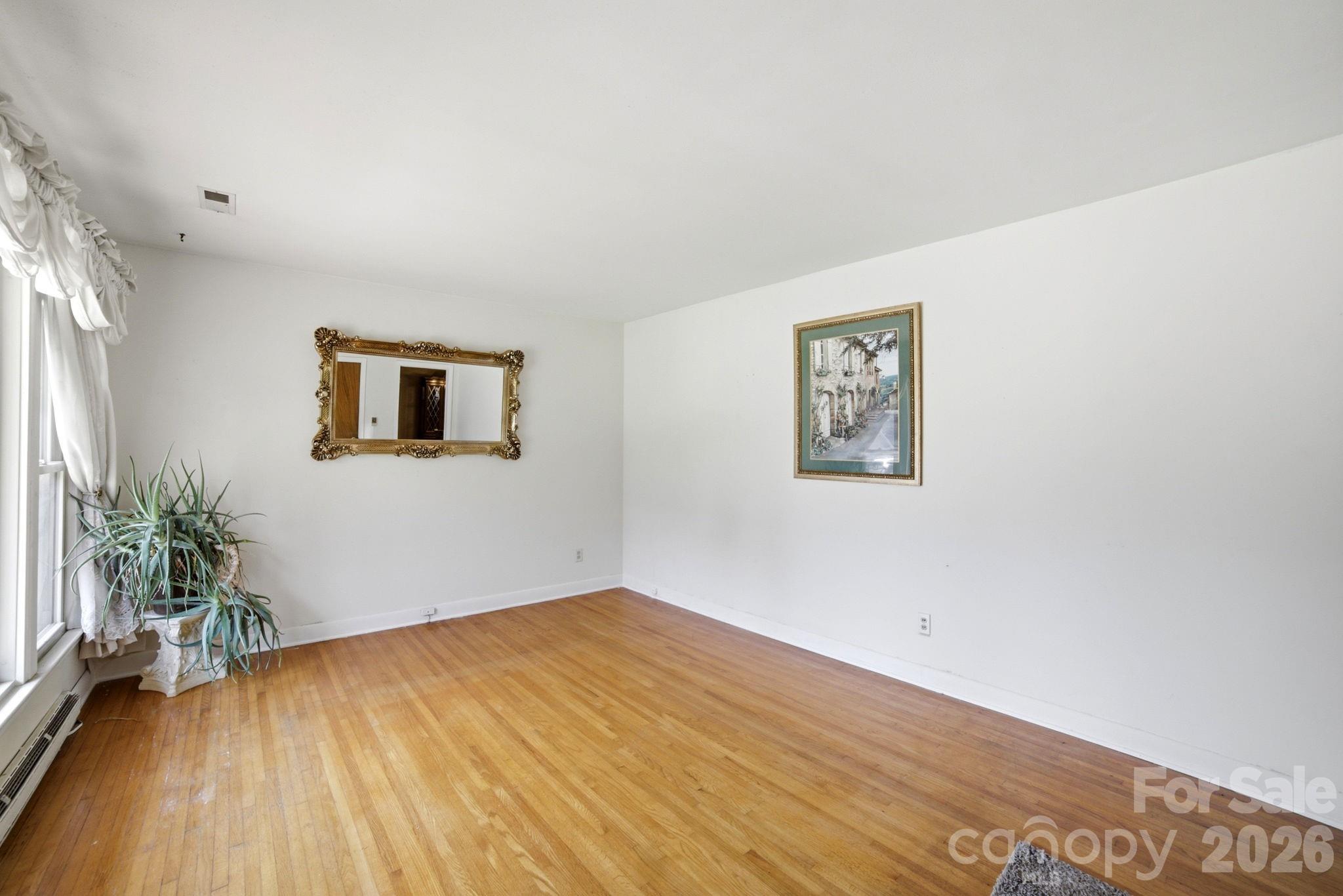 708 Aintree Road — Charlotte