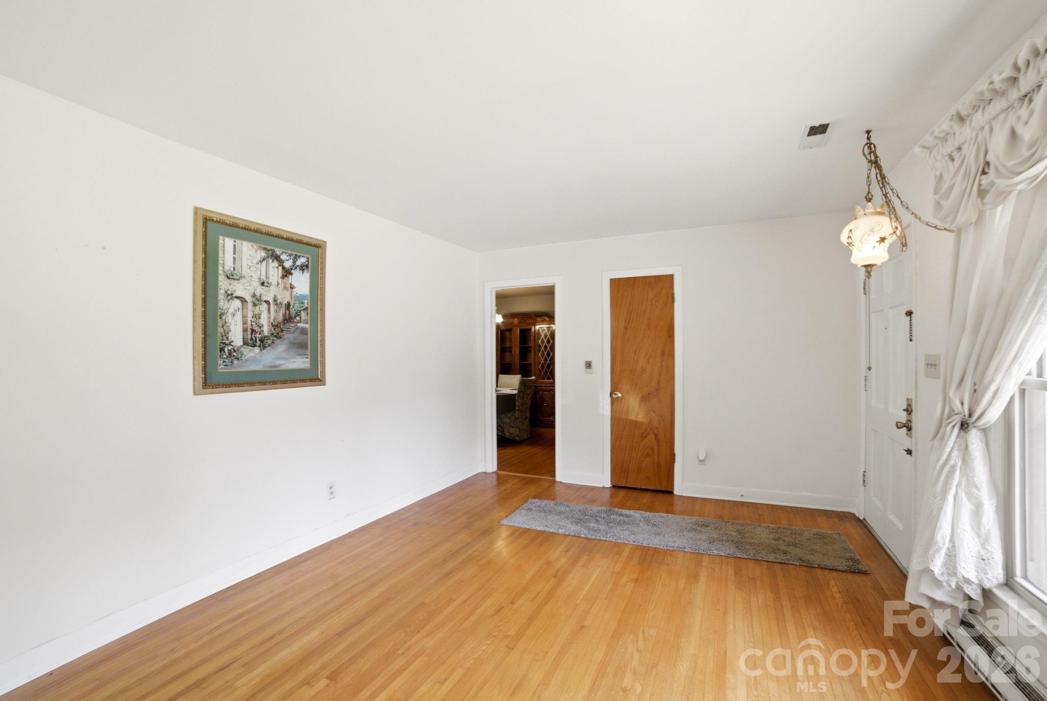 708 Aintree Road — Charlotte