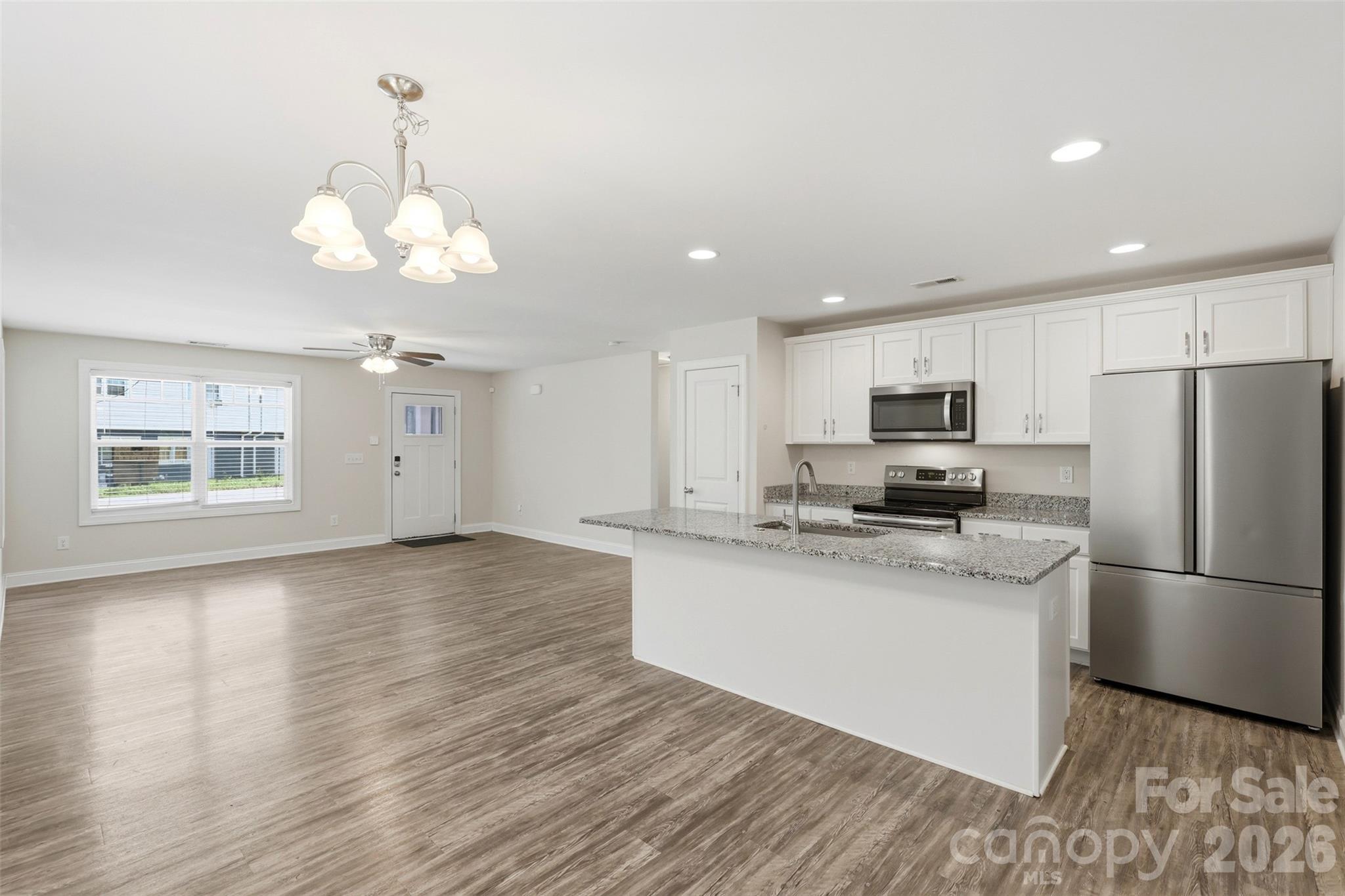 4221 E End Street — Charlotte