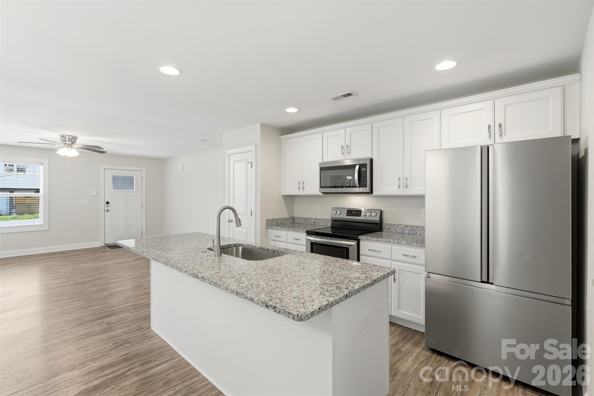 4221 E End Street — Charlotte