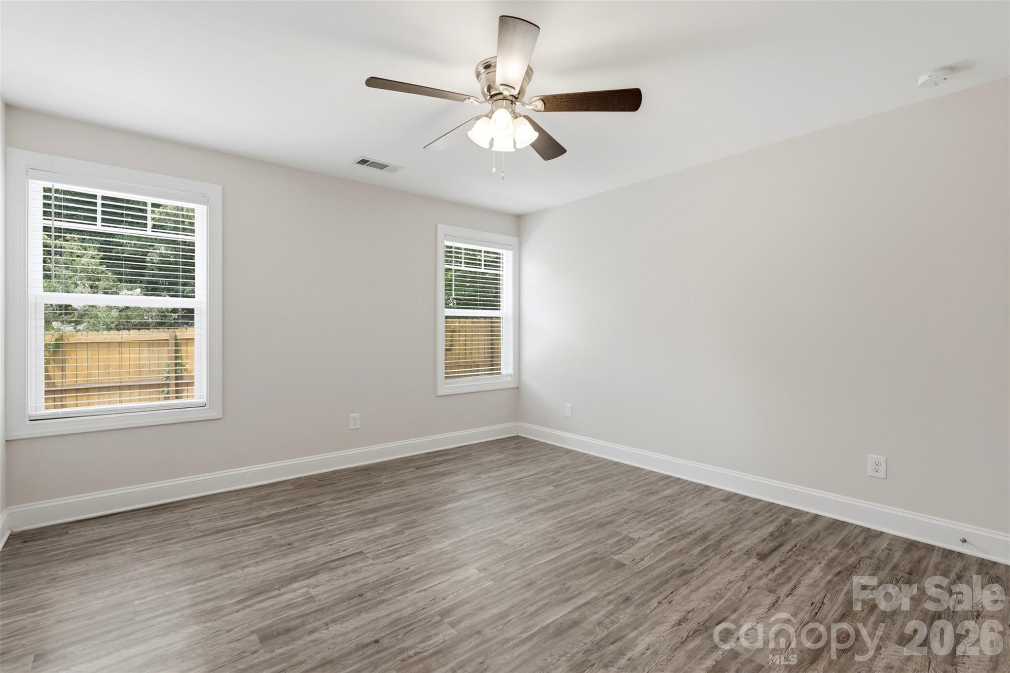 4221 E End Street — Charlotte