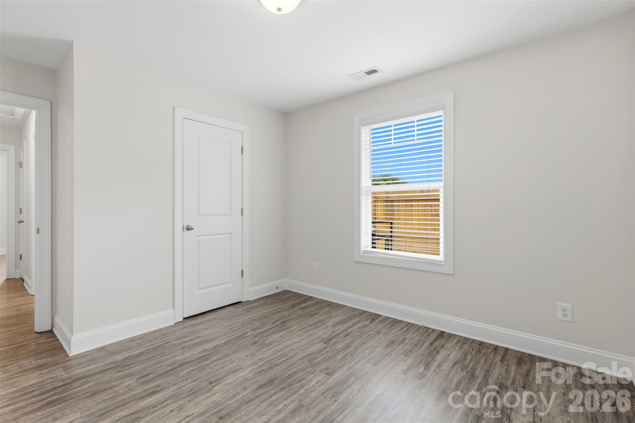 4221 E End Street — Charlotte
