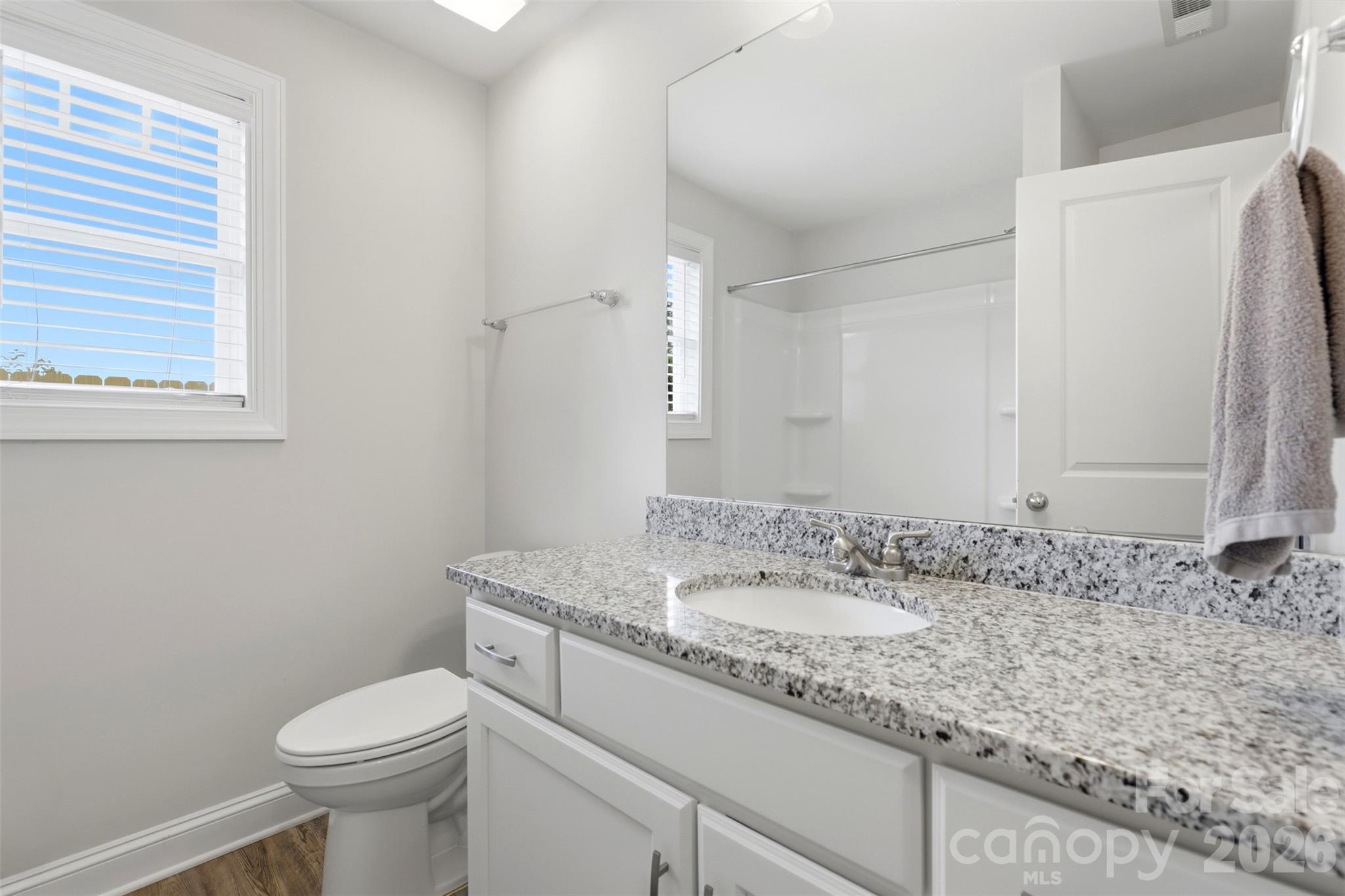 4221 E End Street — Charlotte