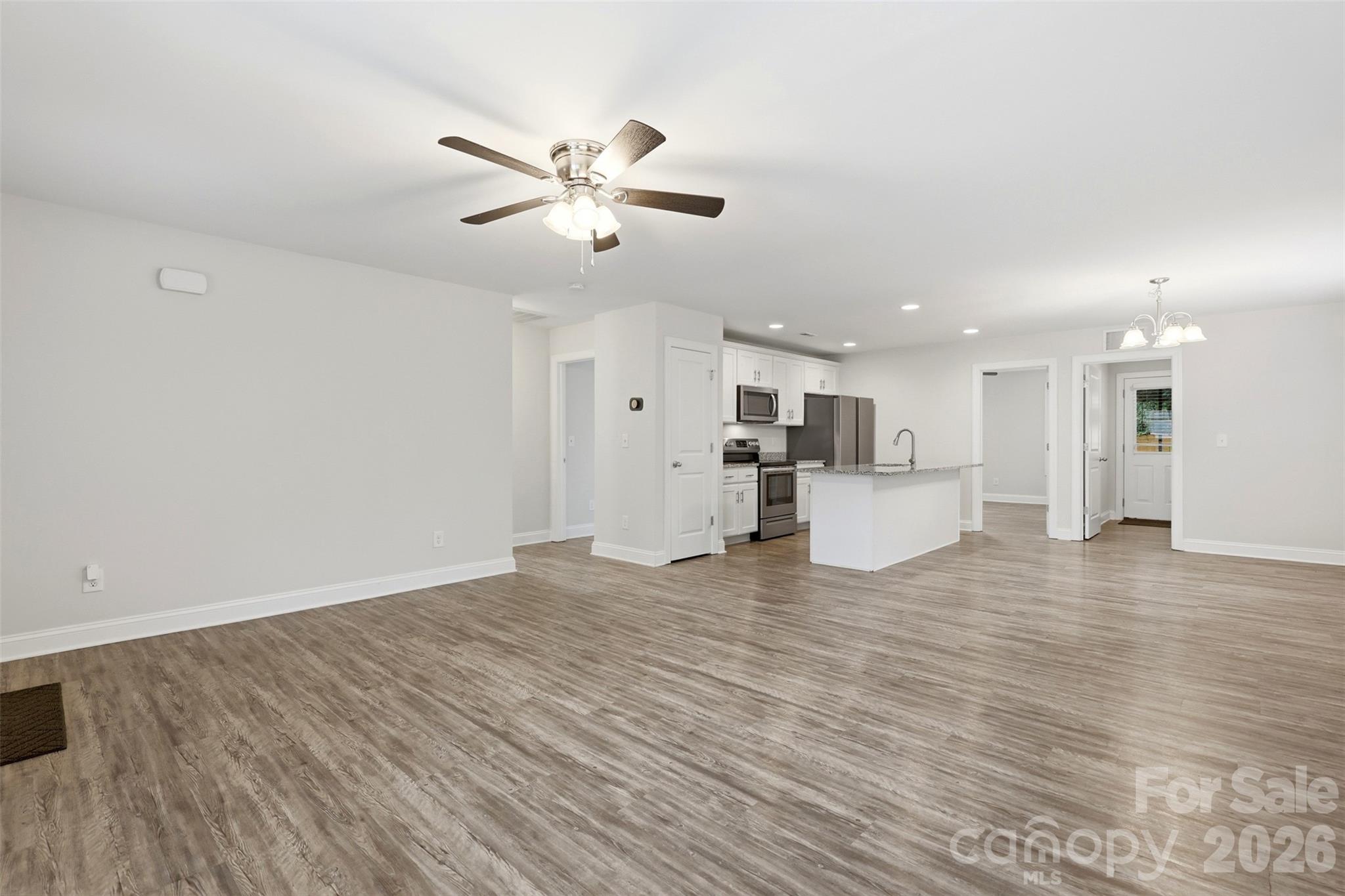 4221 E End Street — Charlotte