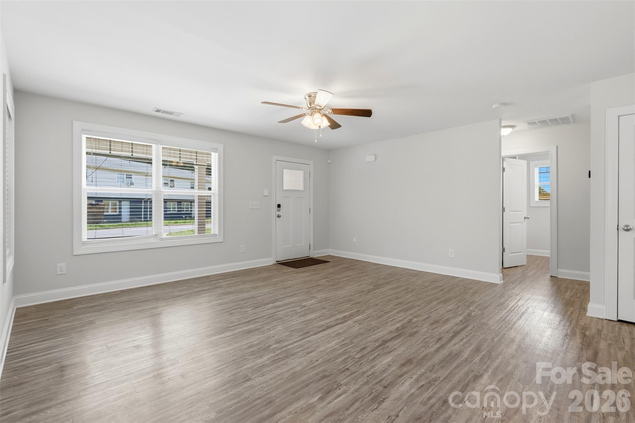 4221 E End Street — Charlotte