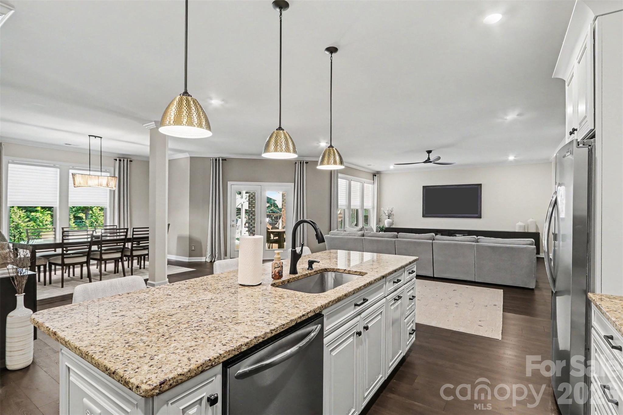 122 Campanile Drive — Mooresville
