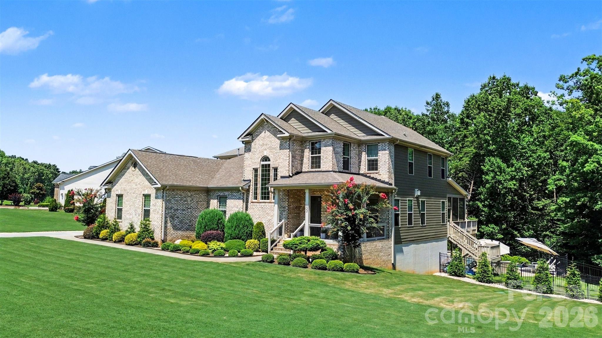 122 Campanile Drive — Mooresville