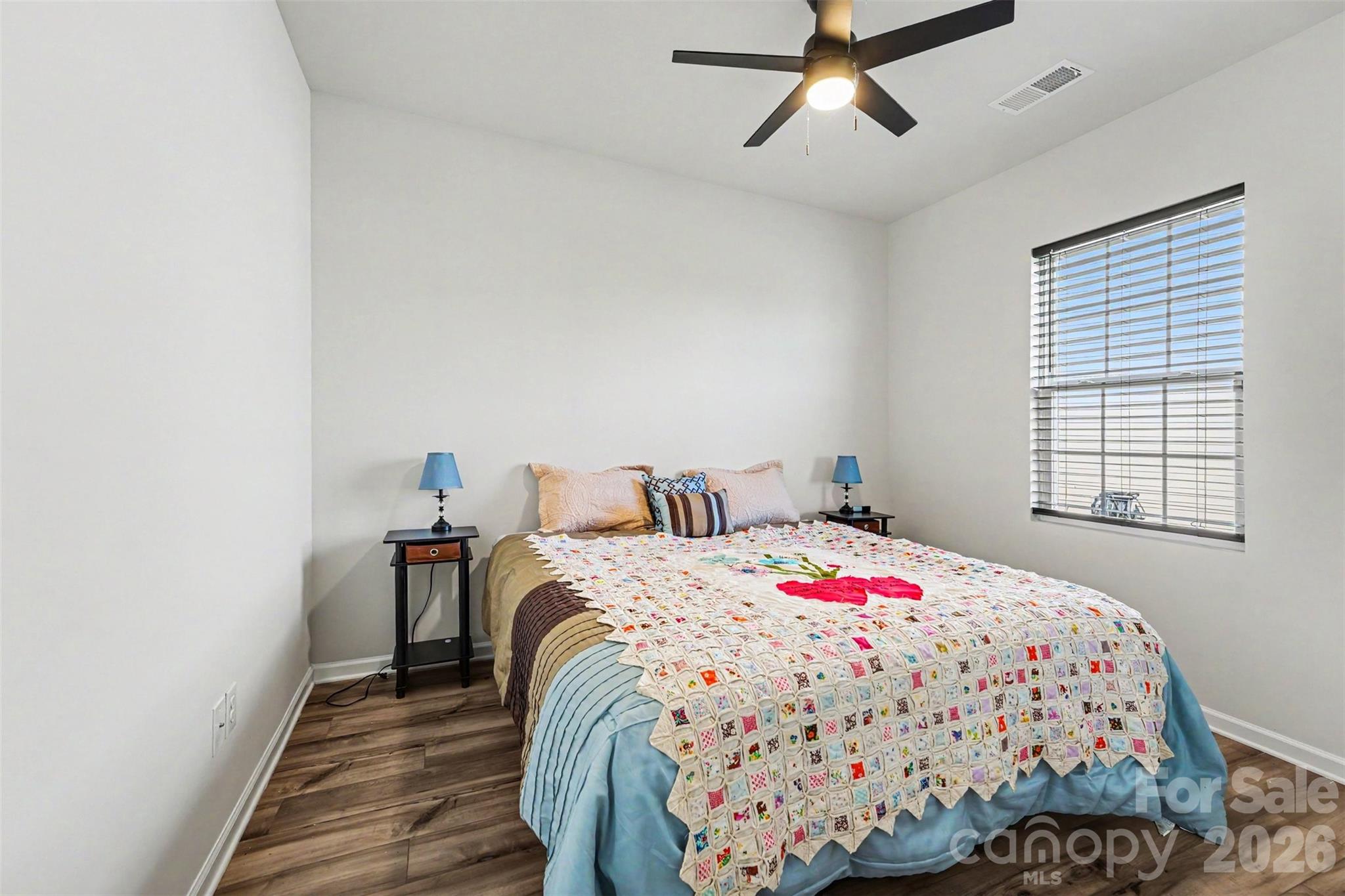 5192 Duck Lane — Catawba