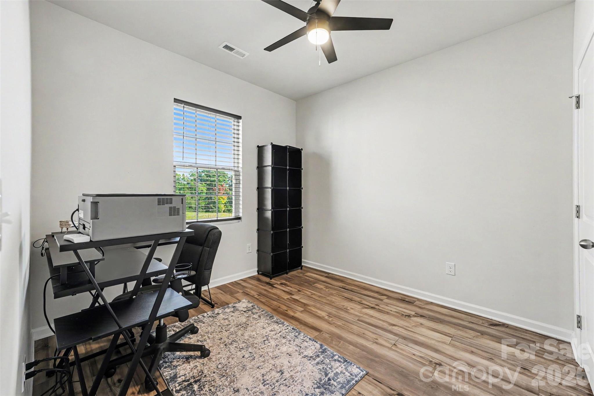 5192 Duck Lane — Catawba