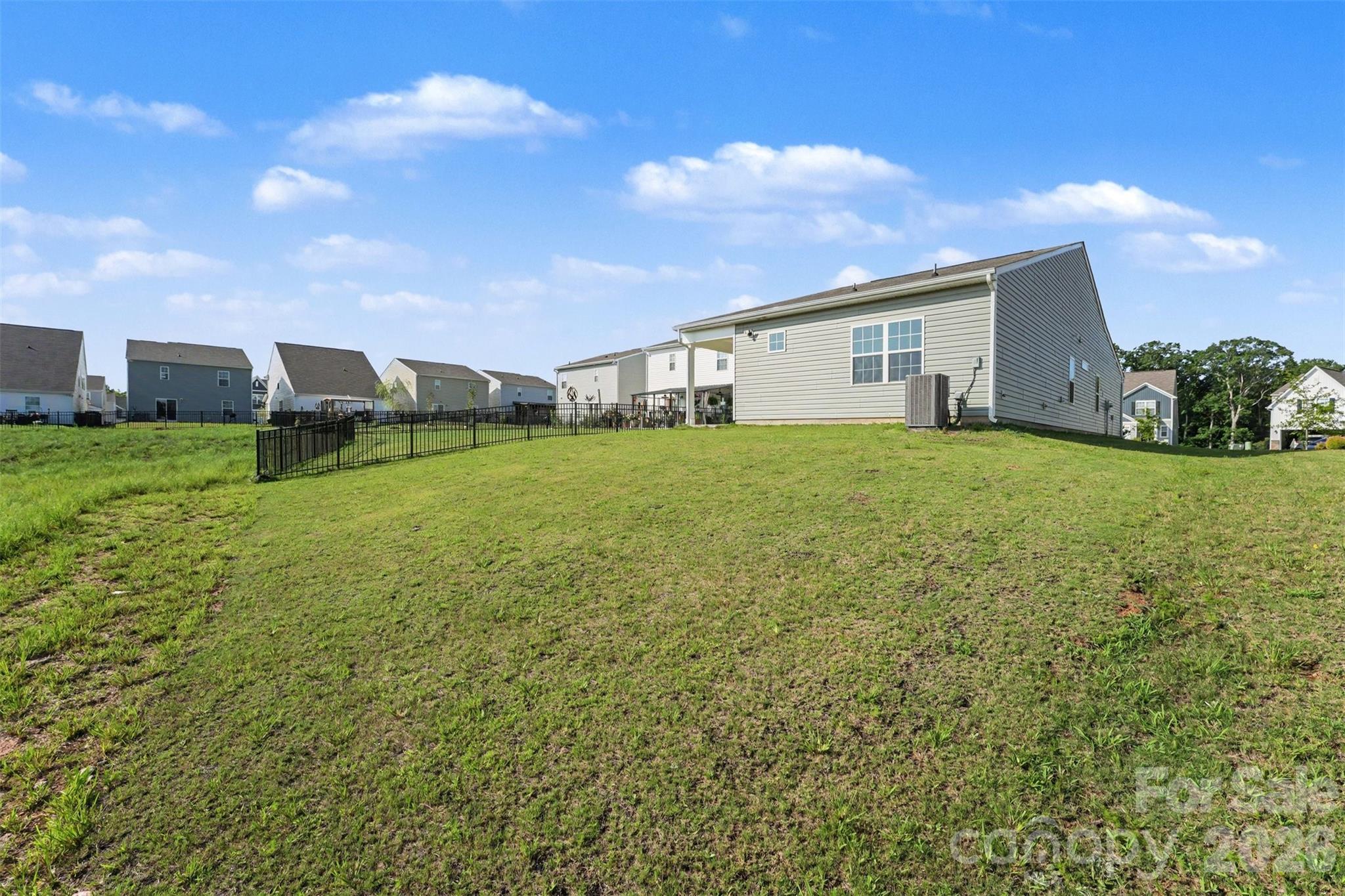 5192 Duck Lane — Catawba