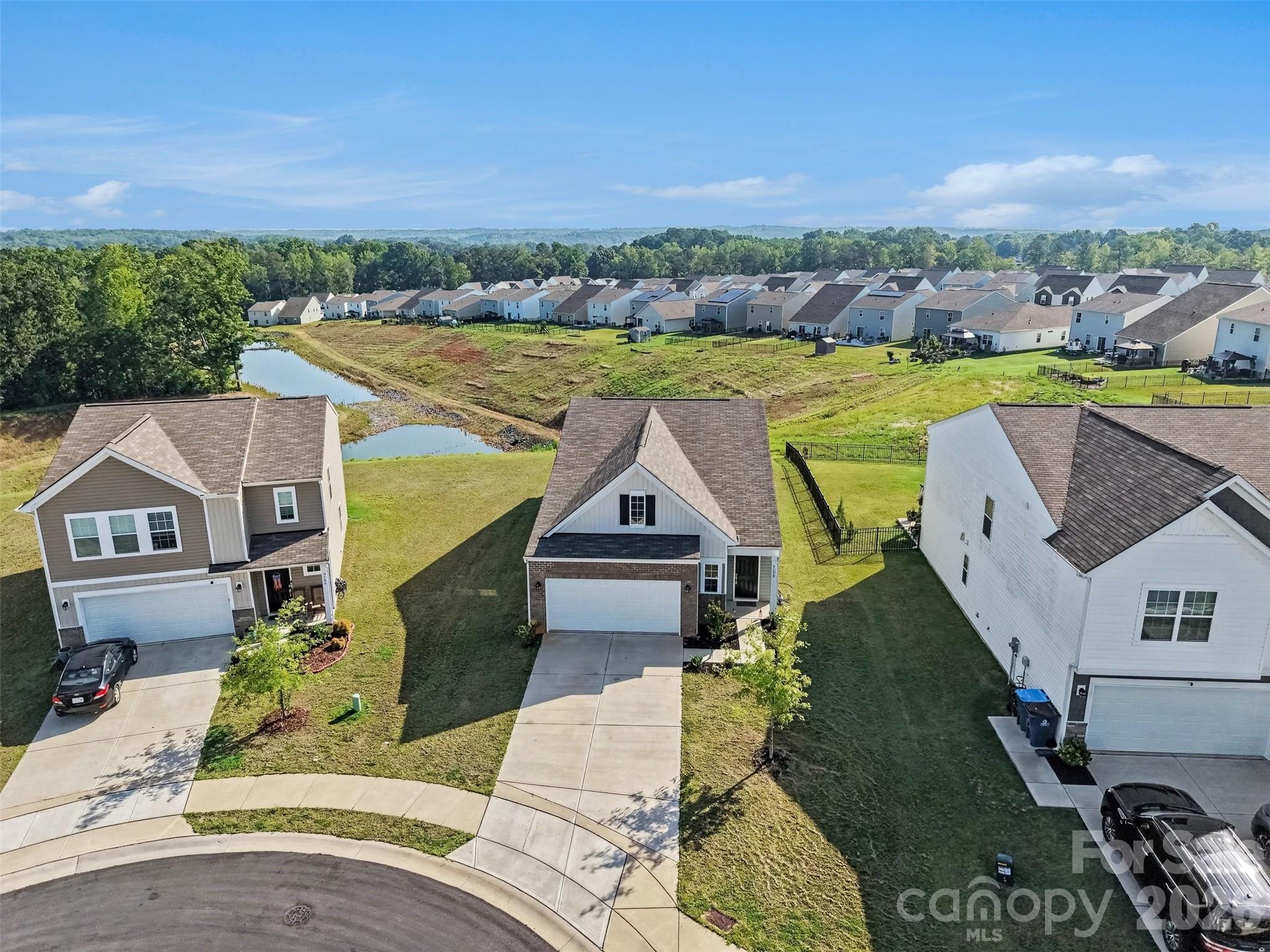 5192 Duck Lane — Catawba