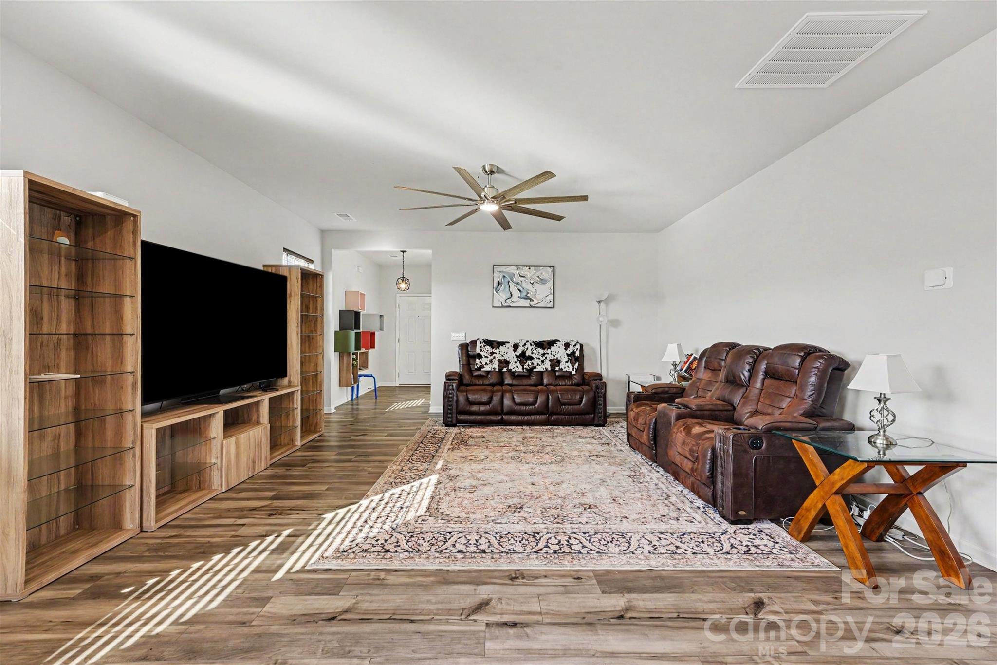 5192 Duck Lane — Catawba