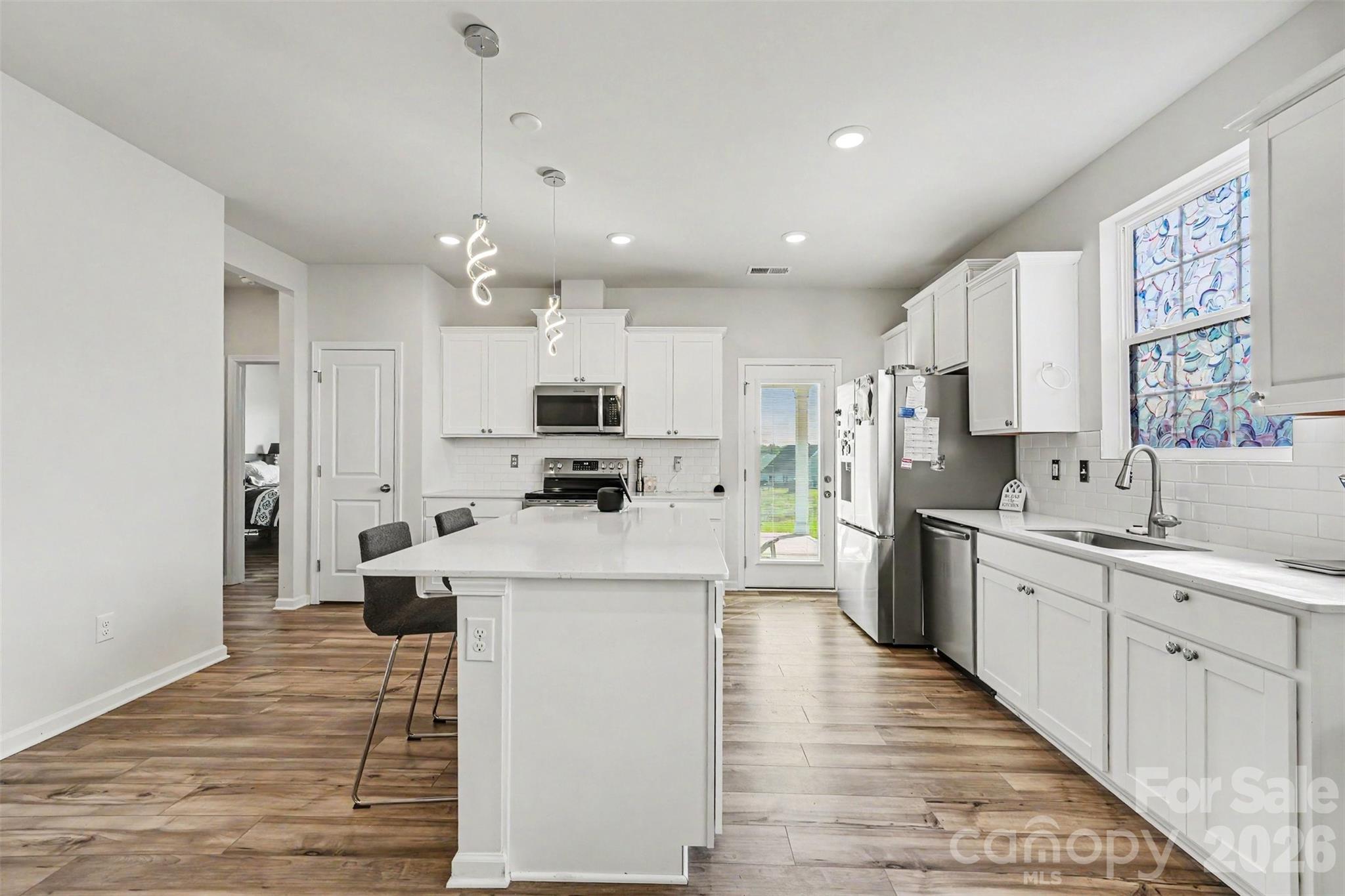 5192 Duck Lane — Catawba