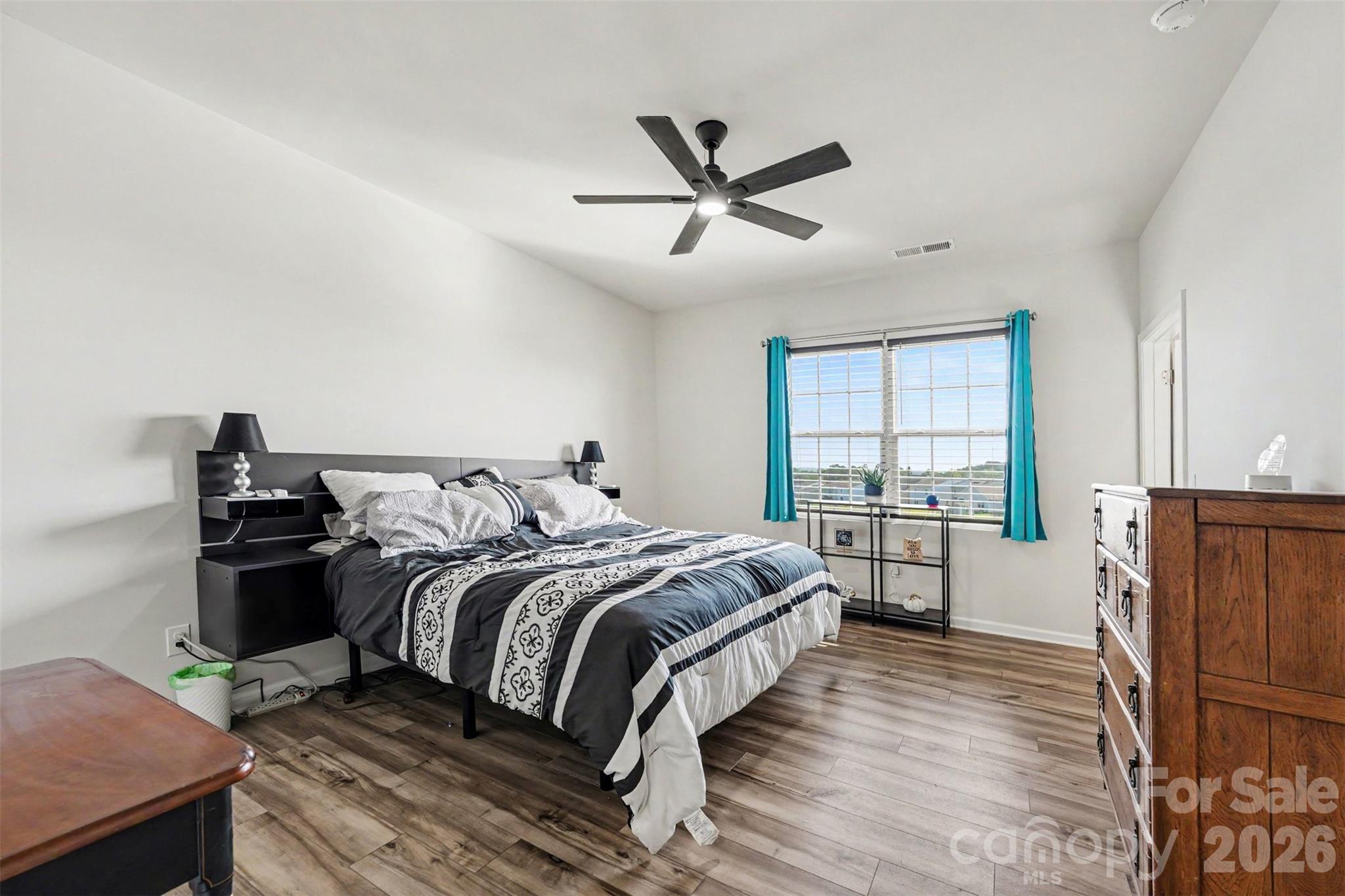 5192 Duck Lane — Catawba