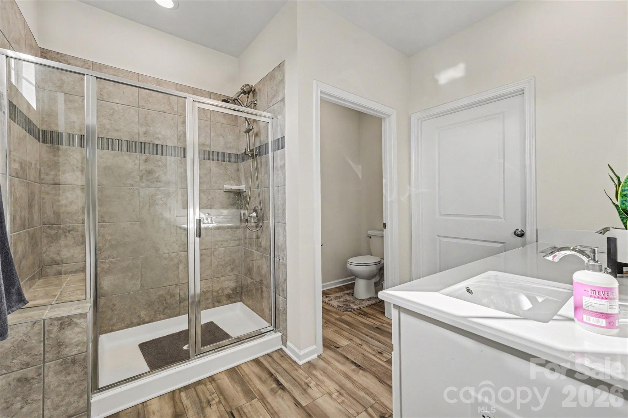 5192 Duck Lane — Catawba