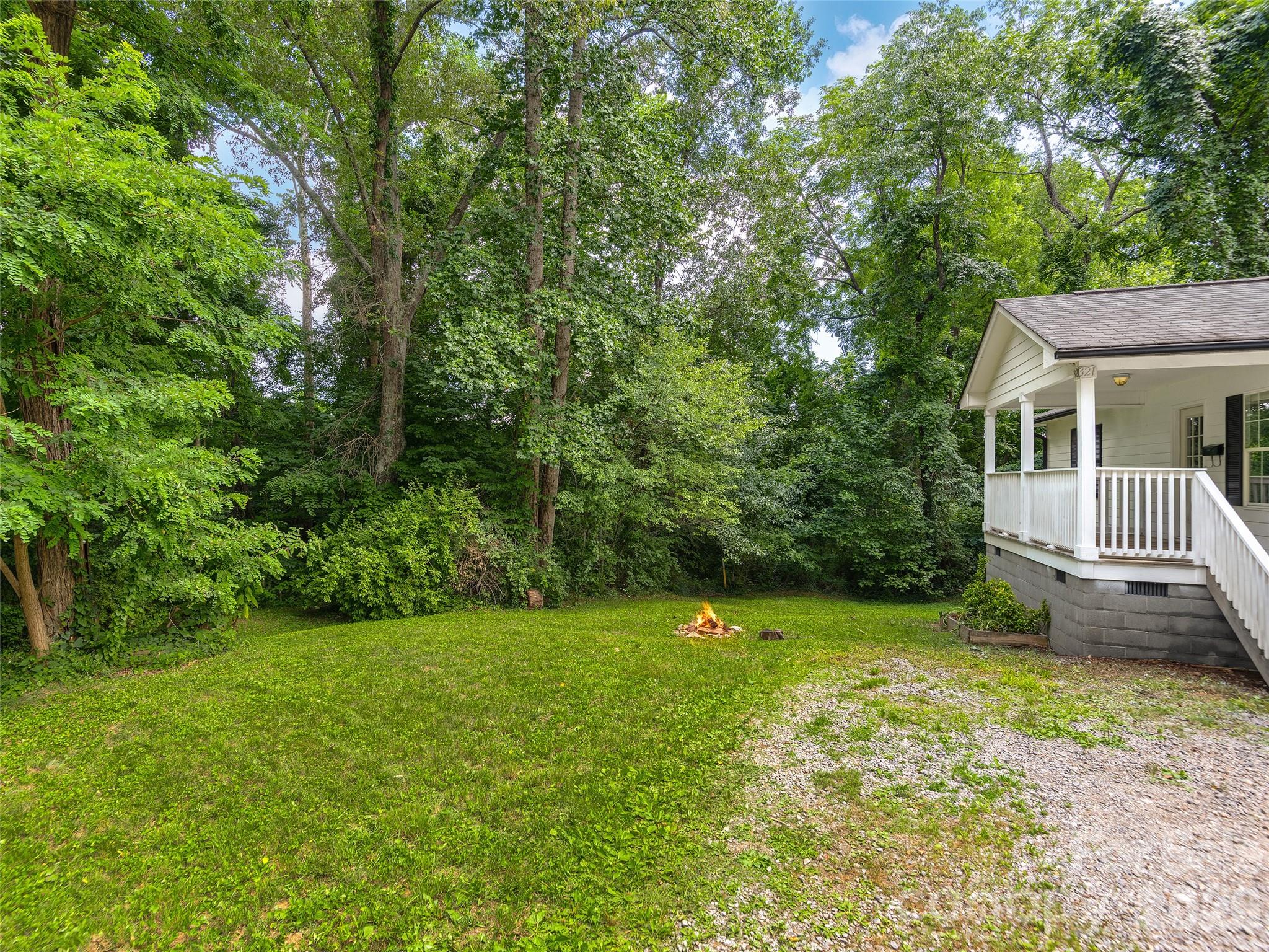 321 Virginia Avenue — Asheville