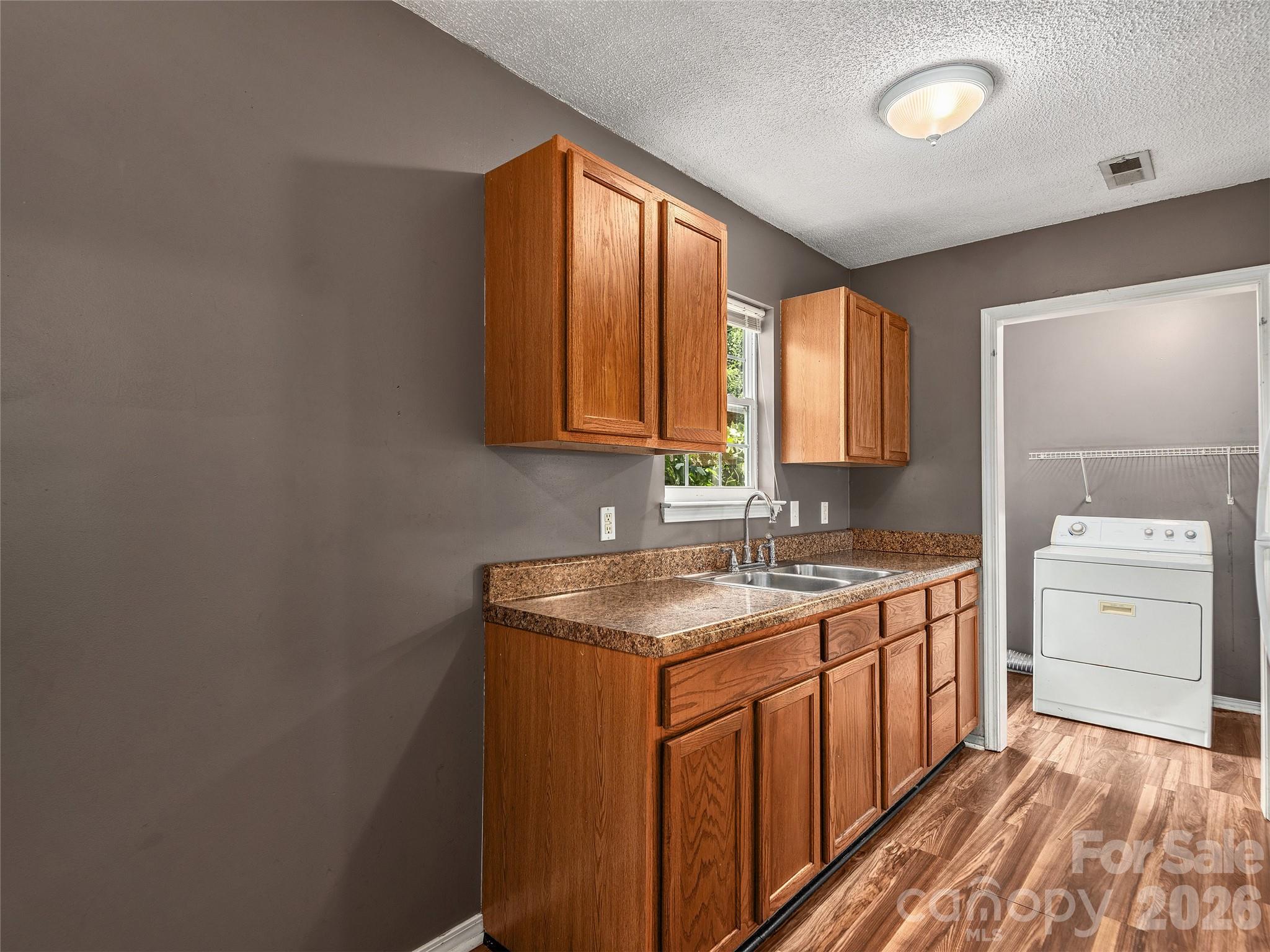 321 Virginia Avenue — Asheville