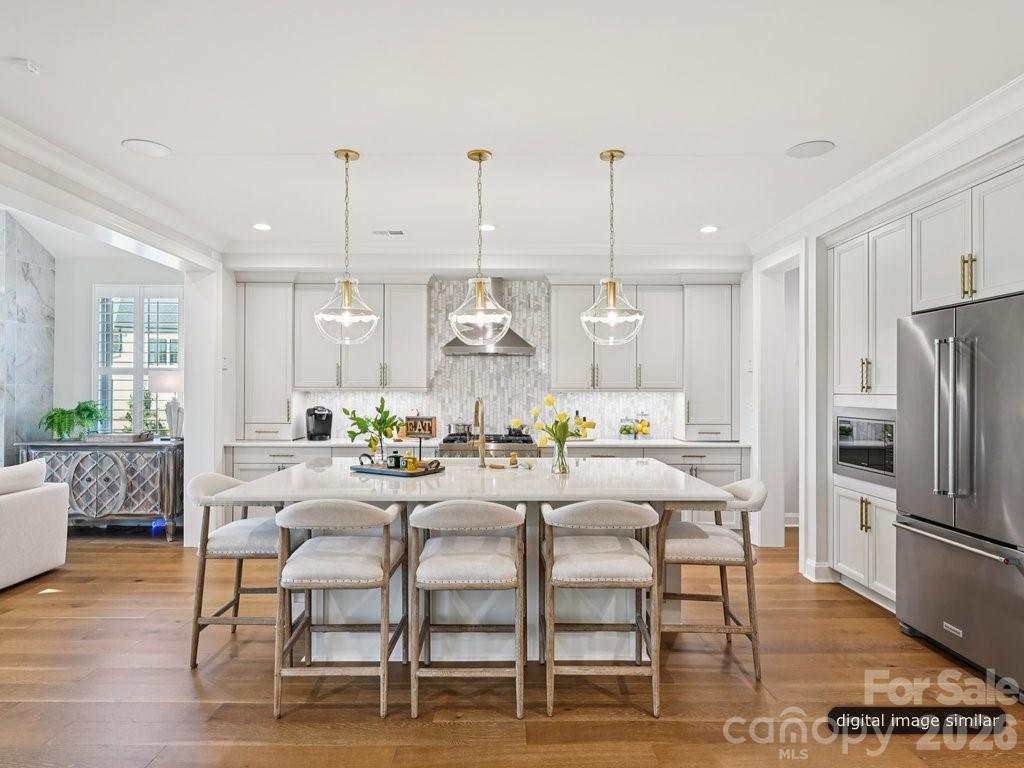 6535 Cashion Road — Huntersville