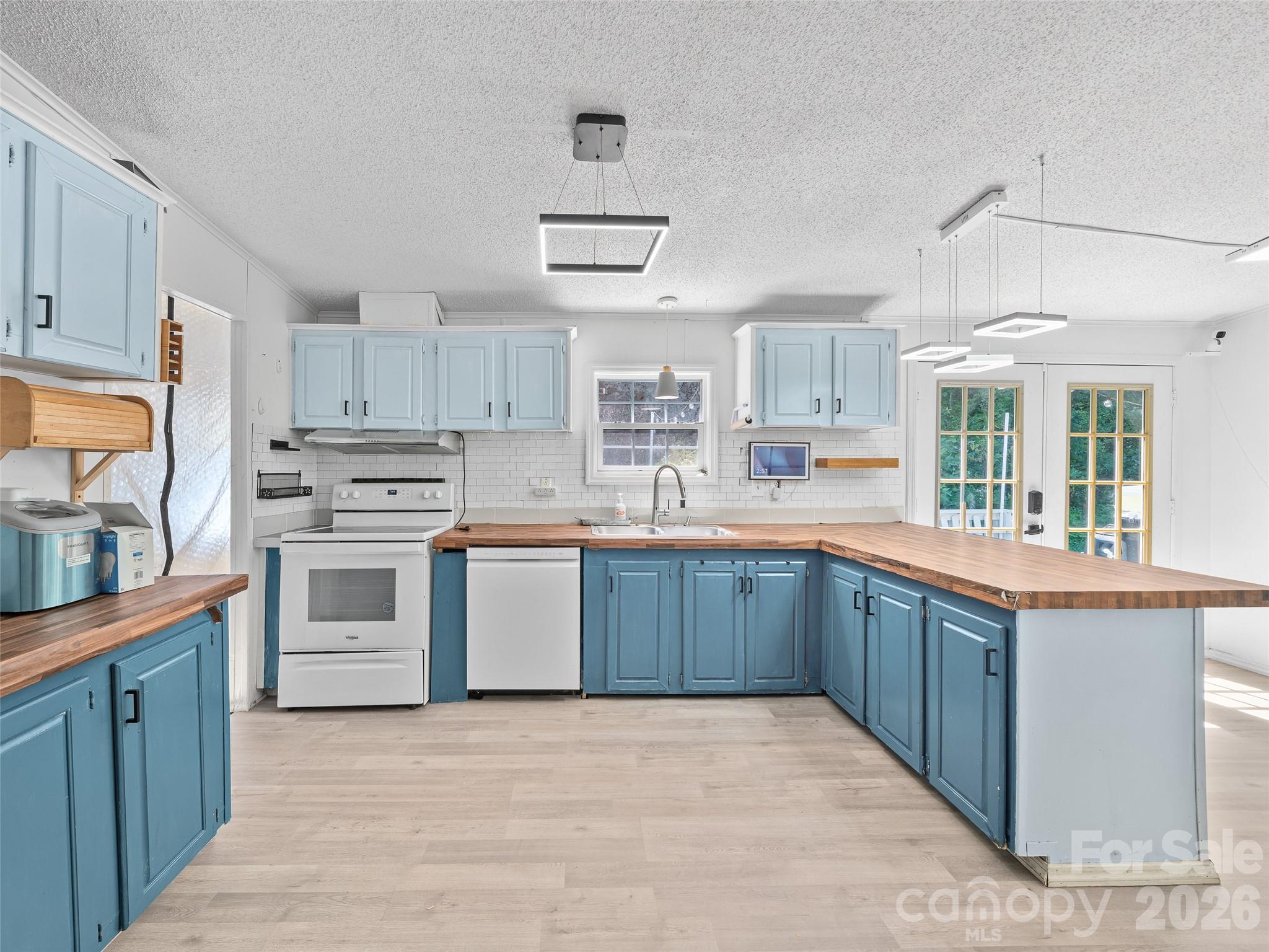 59 Sprinkle Drive — Spruce Pine