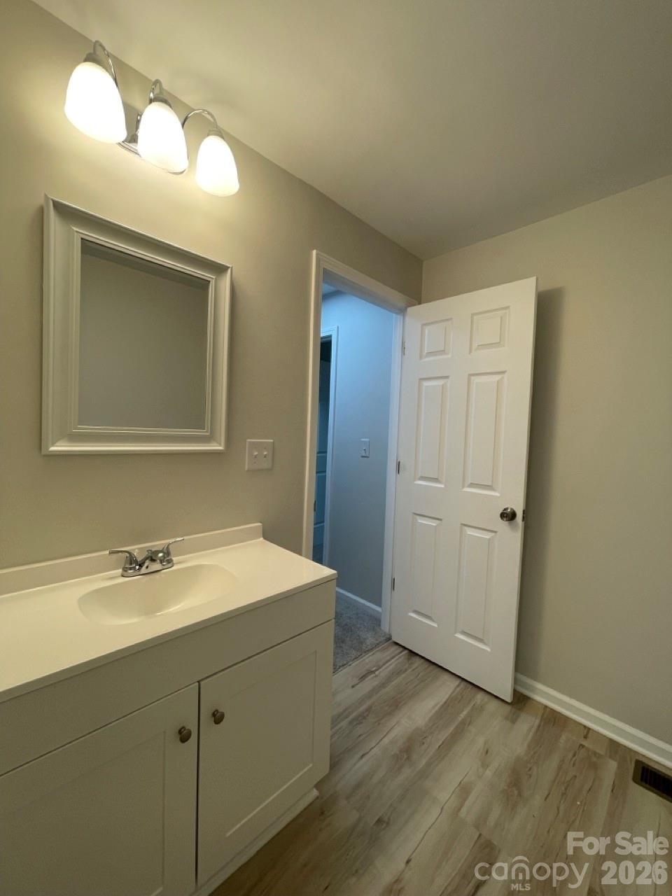 1617 W 4th Avenue — Gastonia