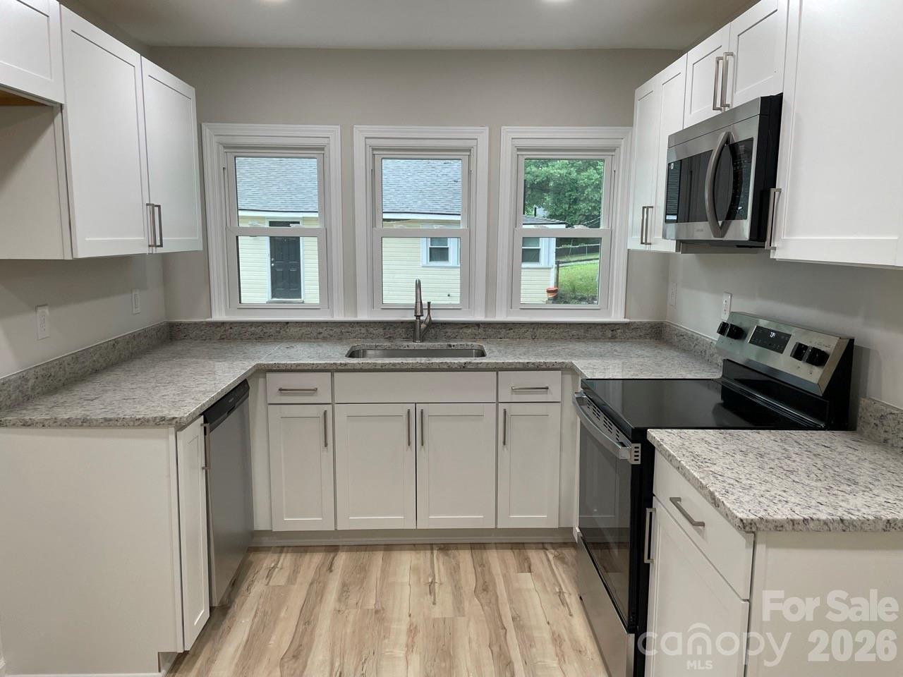 1617 W 4th Avenue — Gastonia
