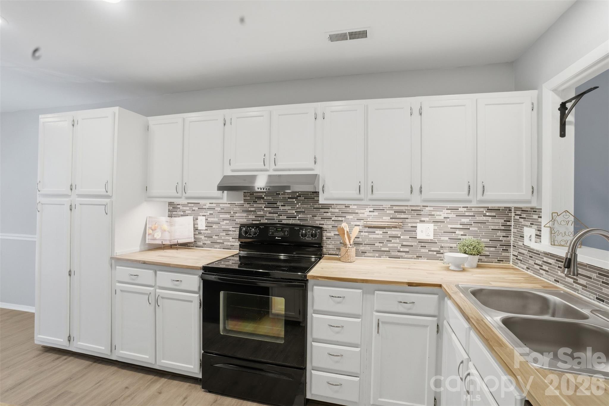 9020 Nolley Court #D — Charlotte