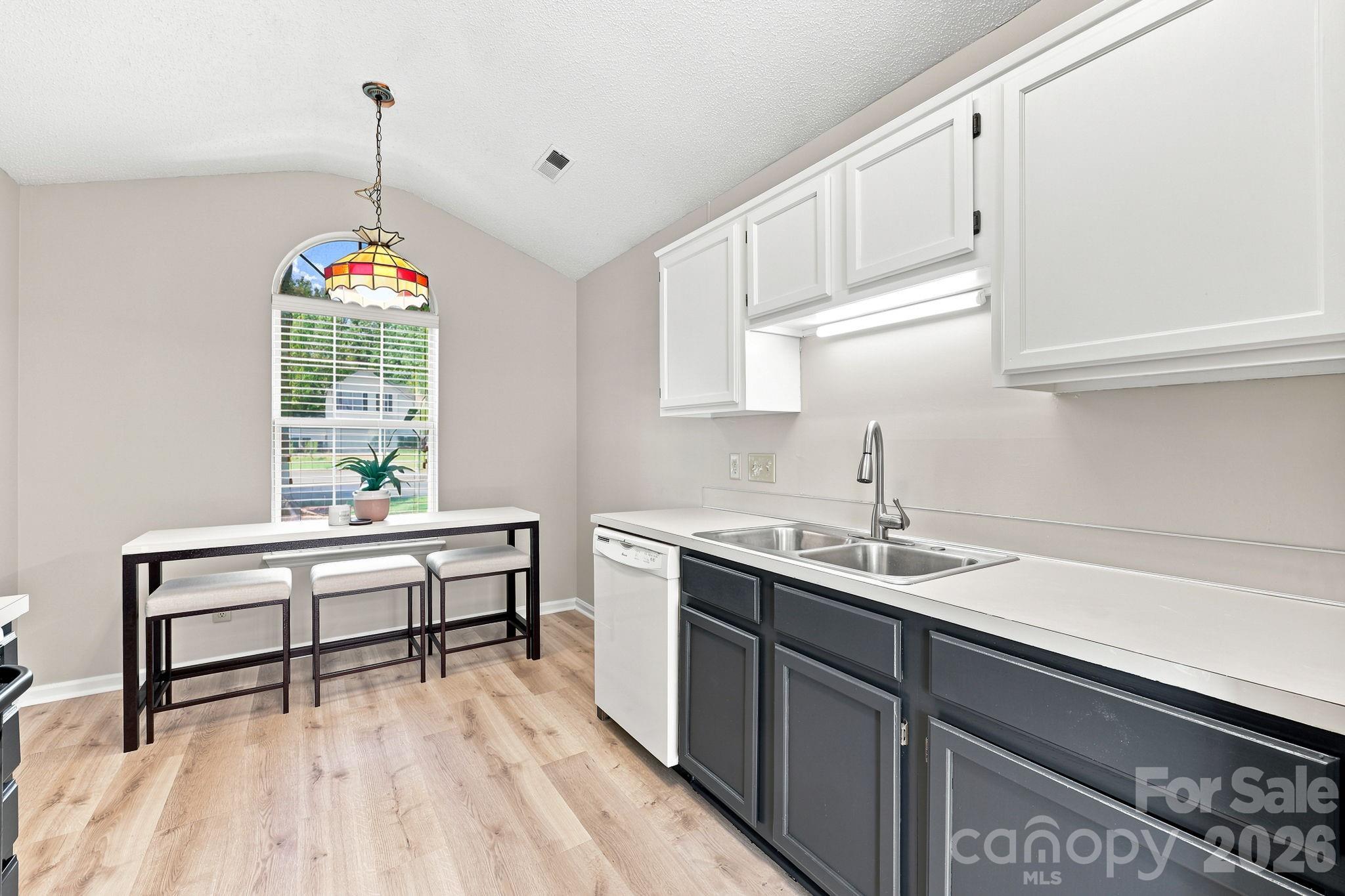 6323 Martin Lake Road — Charlotte