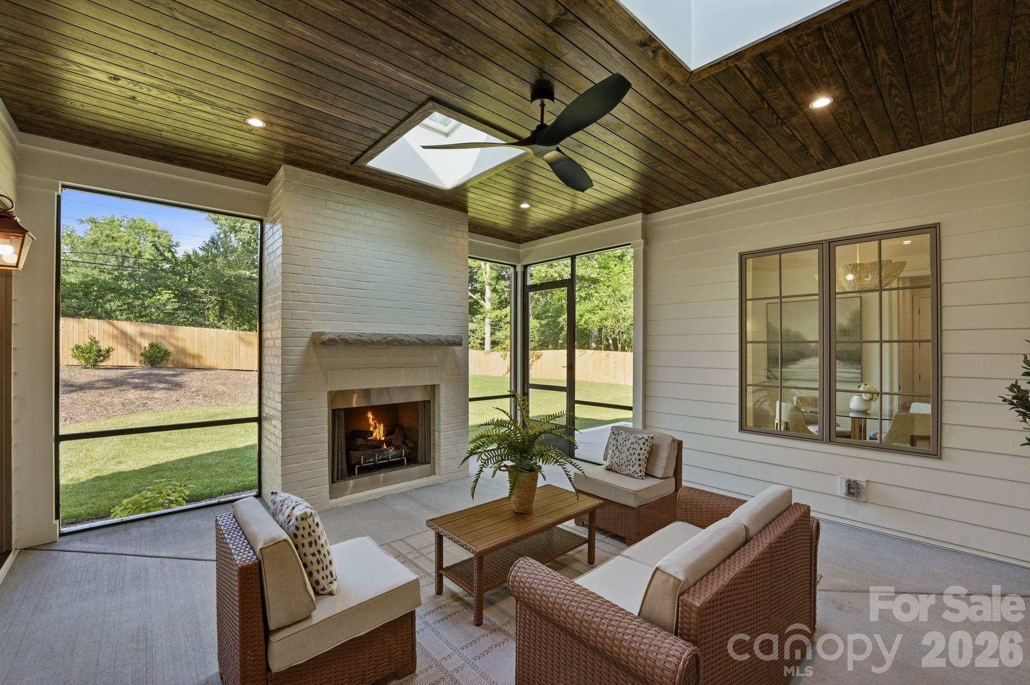 444 Hunter Lane — Charlotte
