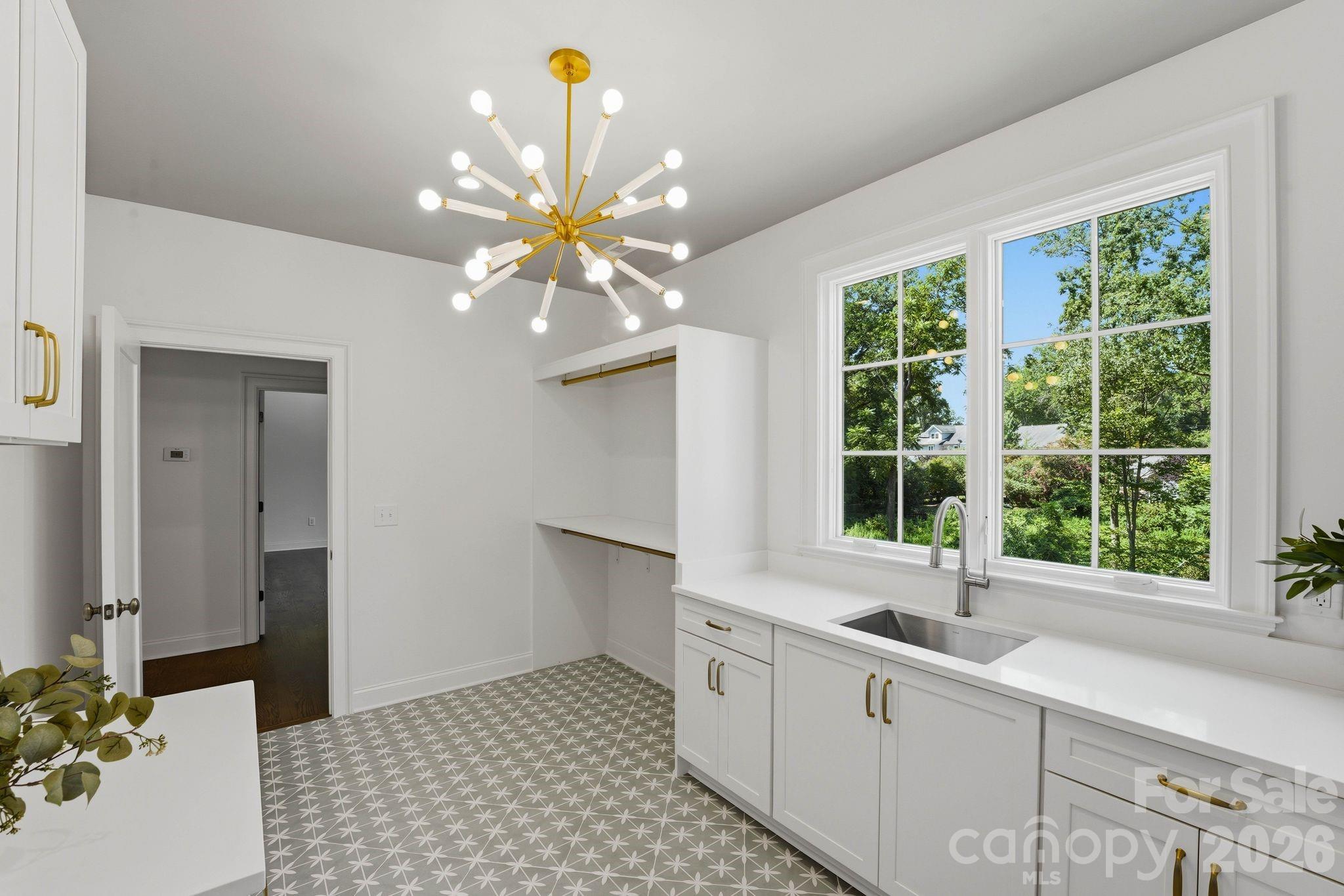 444 Hunter Lane — Charlotte