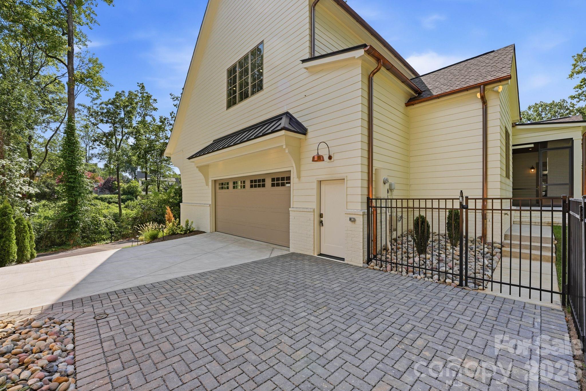 444 Hunter Lane — Charlotte